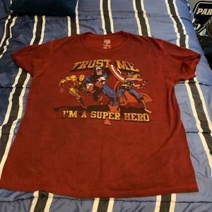 Men’s marvel shirt